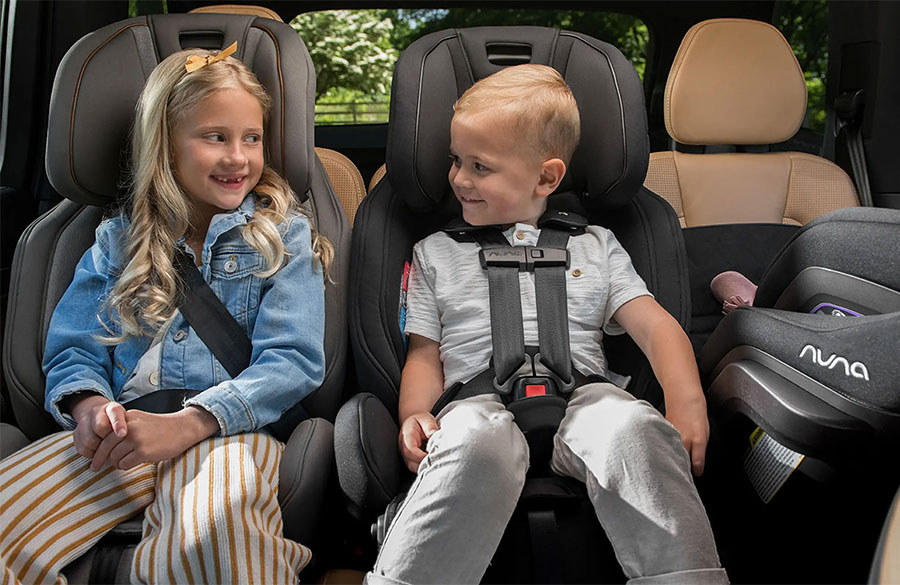 در فصل گرم چه چیزهایی را نباید در خودرو نگه داریم؟